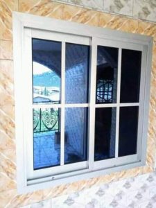 fenêtre sur mesure à Valbois